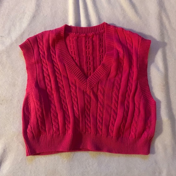 COPY - New boutique gorgeous pink cropped sweater vest - Picture 3 of 6